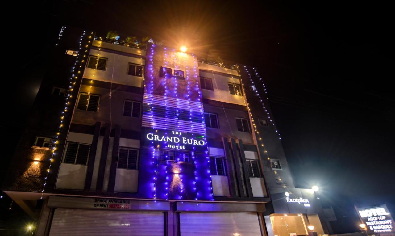 אינדורה Treebo Grand Euro Pipliyahana Square מראה חיצוני תמונה